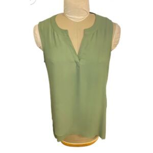 Kaari Blue High Low Tunic Sz. L Celery Green V-Neck Sleeveless Vacation Summer